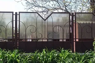 Сотовый поликарбонат